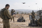 Izrael mění armádu. AI a robotické roje míří do první linie