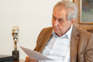 Utratit více není umění. Zeman chce prověřit výdaje na zbrojení Utratit více není umění. Zeman chce prověřit výdaje na zbrojení