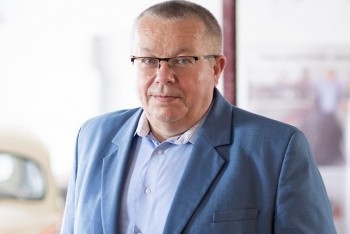 Vnitro řídí parta „Rakušanových úředníků“, říká Mašek