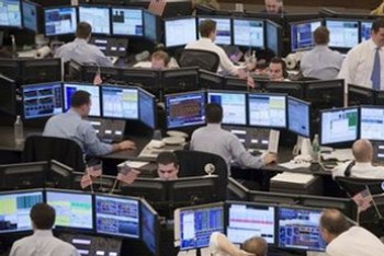 Akciový trh: Velikonoční týden znamenal pro akcie růst o +2 %