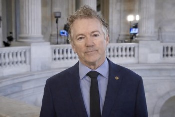 Amerika válčí a dluh roste. Rand Paul varuje před katastrofou