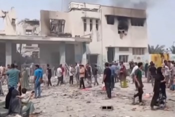 Záběry šokují svět. USA zřejmě zasáhly školu, kde zemřely stovky dětí