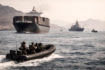 Rudé moře na hraně. Další rána pro světový obchod?