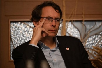 Útok na Írán může změnit světový řád, říká Drulák