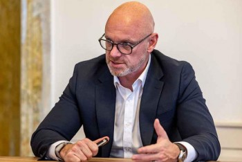 Stav školství a úkoly Roberta Plagy v debatě o inkluzi