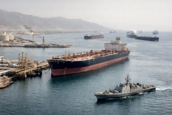 Operace Overflow. Plán obejít Hormuz a oslabit Írán